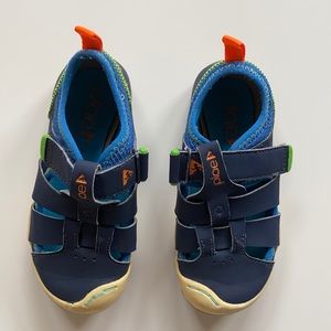 Plae SAM kids navy sandals 10.5